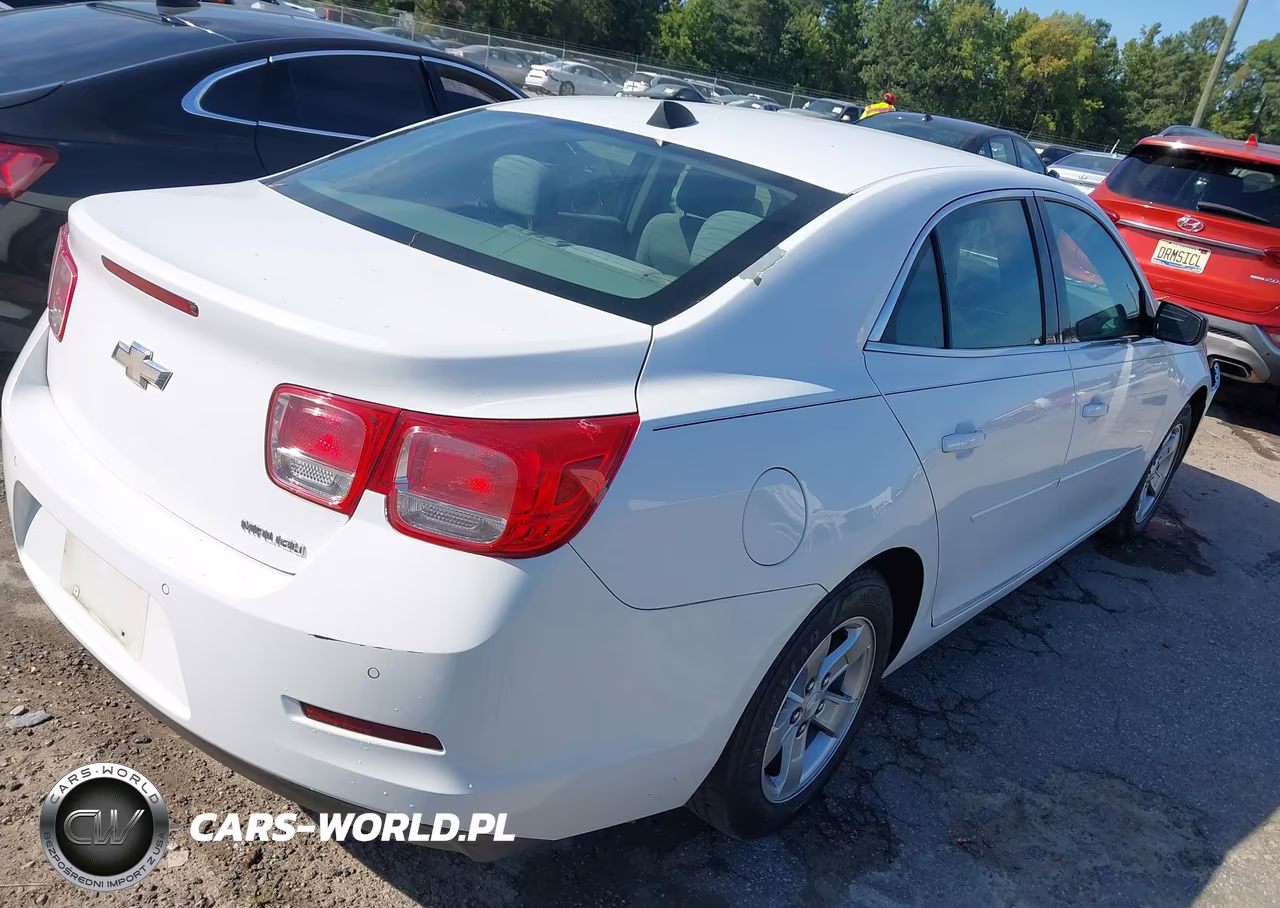 2013 Chevrolet Malibu 1Ls VIN:1G11B5SA0DF208361 - 4