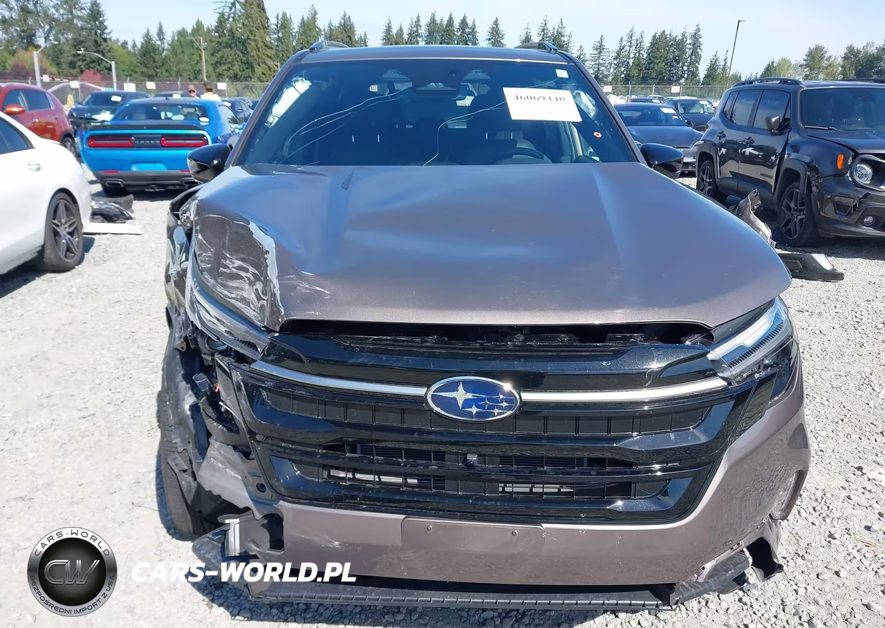 2025 Subaru Forester Touring Hybrid VIN:JF2SLSTD9SH433672 - 13