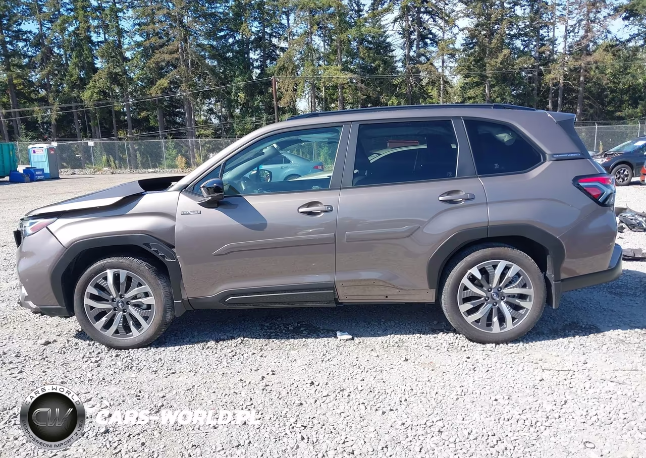2025 Subaru Forester Touring Hybrid VIN:JF2SLSTD9SH433672 - 15