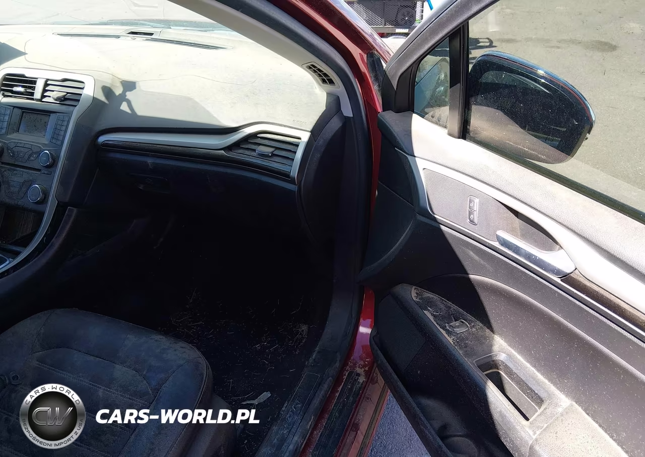 2015 Ford Fusion Se VIN:3FA6P0HD8FR196894 - 5