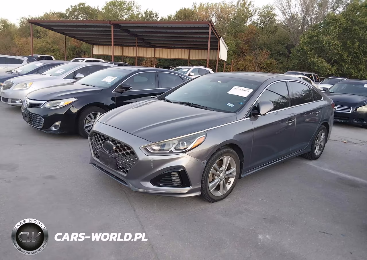 2018 Hyundai Sonata Sport VIN:5NPE34AF3JH655376 - 2