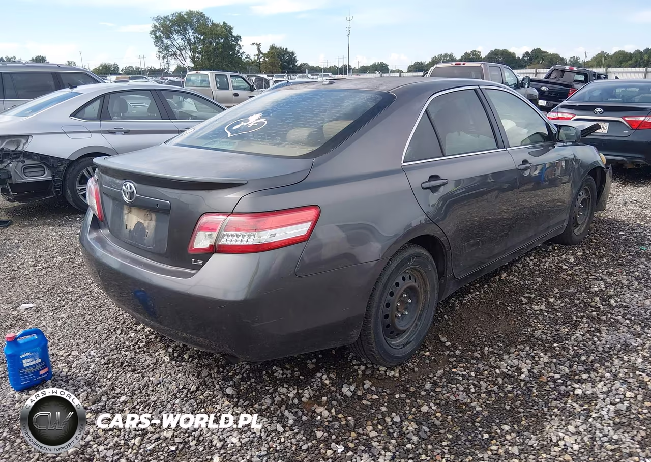 2011 Toyota Camry Le VIN:4T4BF3EK8BR101075 - 4