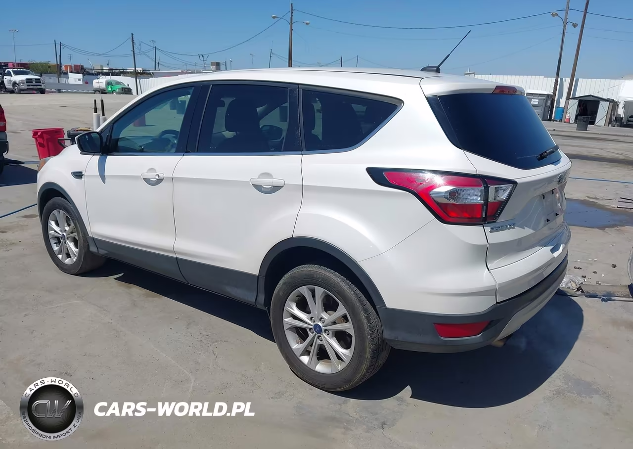 2017 Ford Escape Se VIN:1FMCU9GD4HUE49728 - 3
