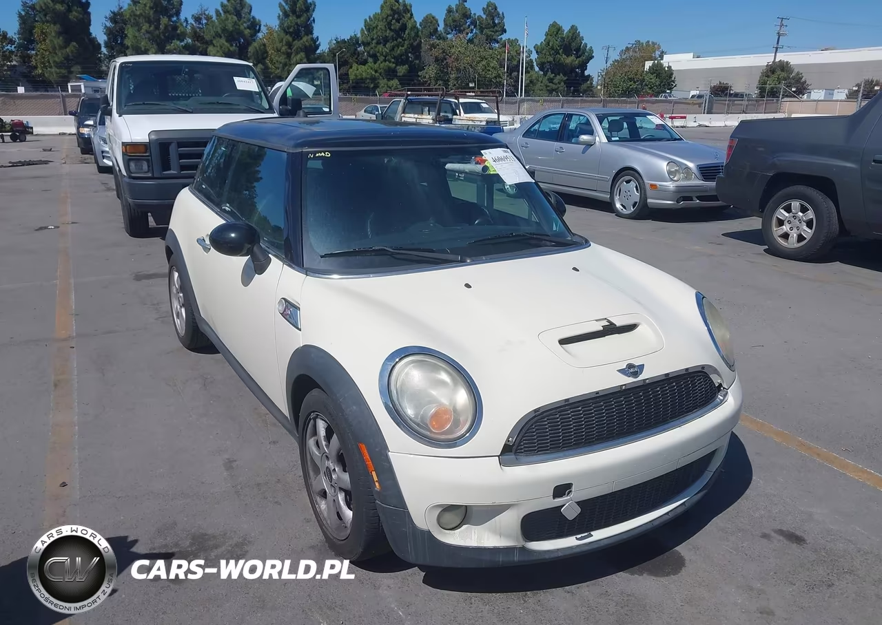 2009 Mini Cooper S VIN:WMWMF73529TW87572 - 6