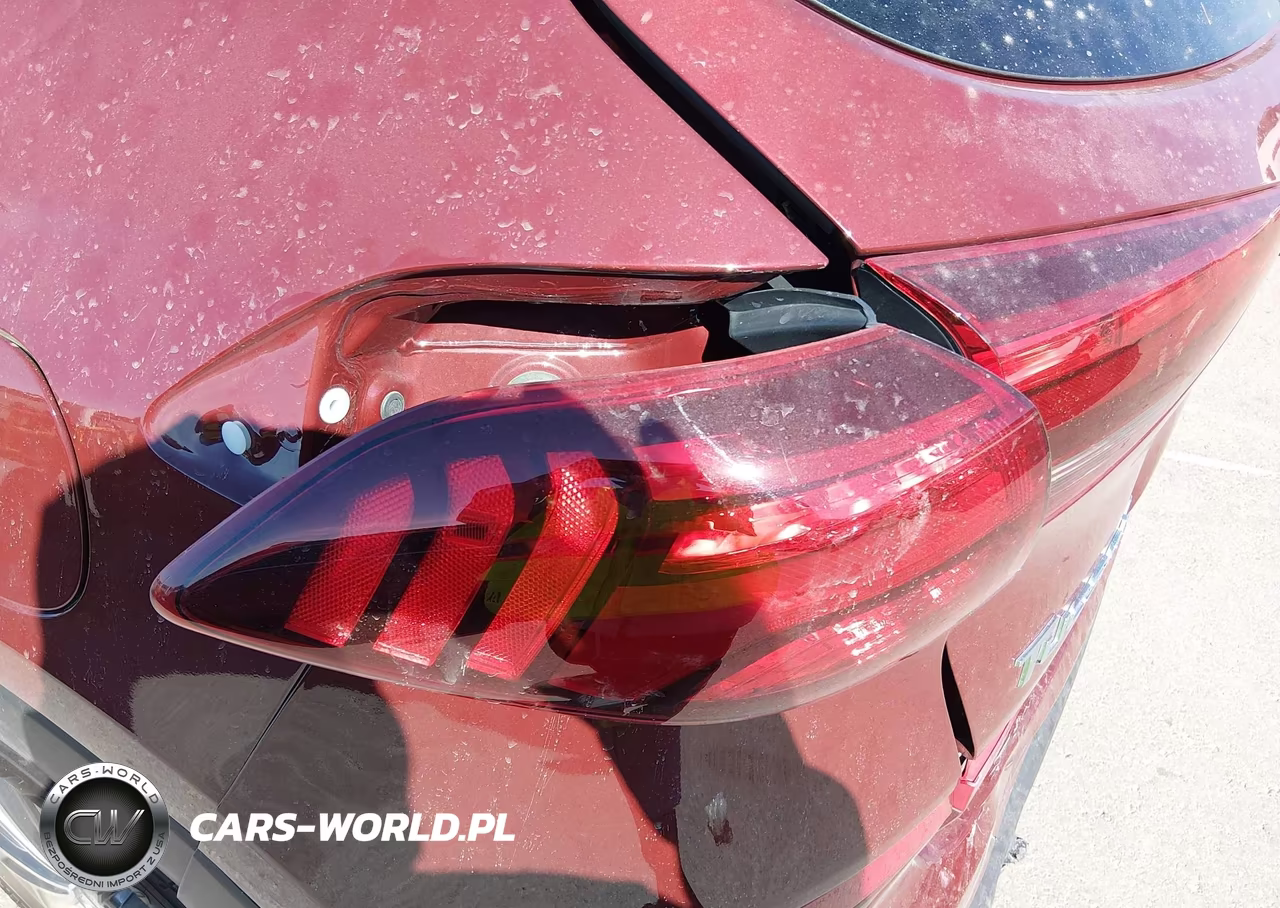 2019 Hyundai Tucson Ultimate VIN:KM8J33AL1KU975250 - 20
