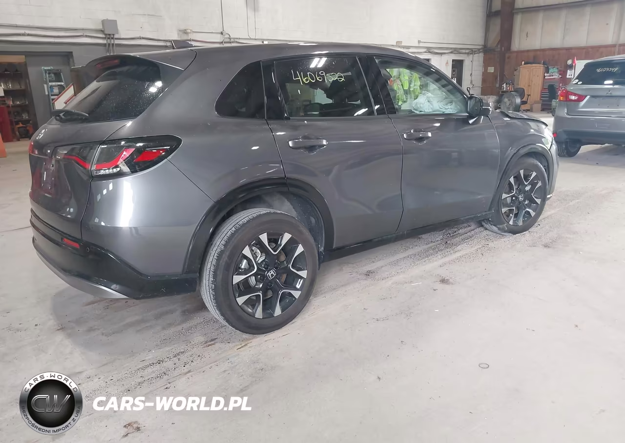 2026 Honda Hr-V Awd Ex-L VIN:3CZRZ2H73TM740101 - 4