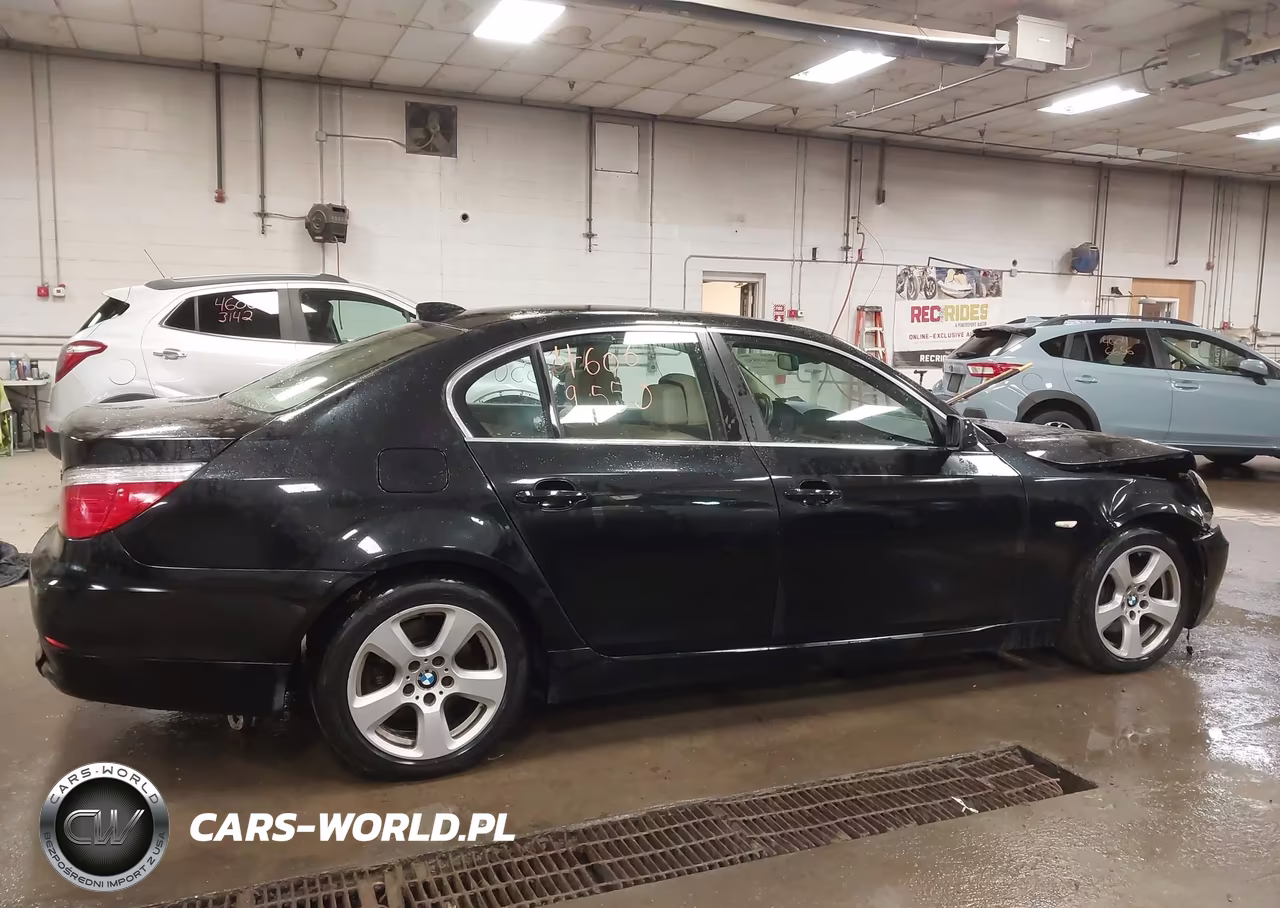 2008 BMW 535Xi VIN:WBANV93518C130749 - 14