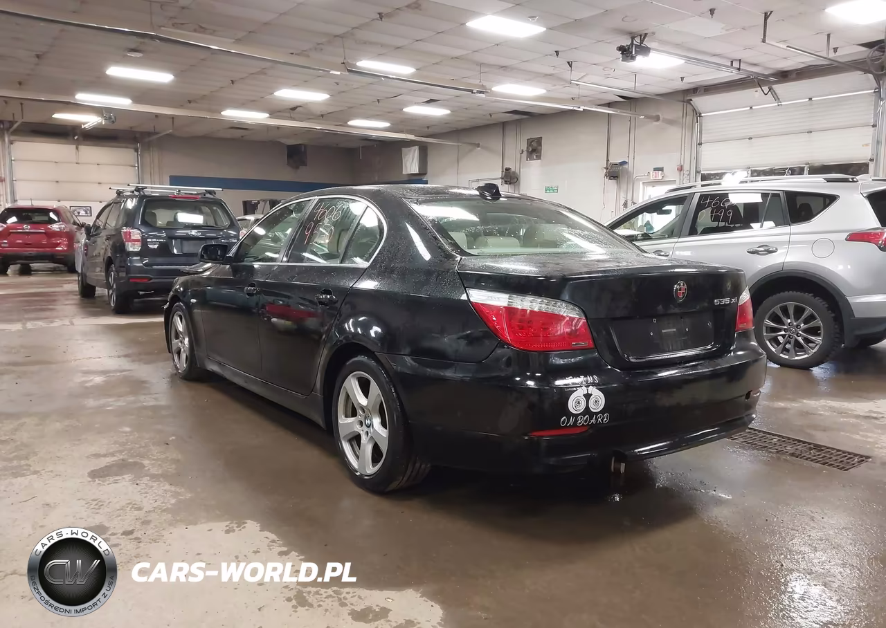 2008 BMW 535Xi VIN:WBANV93518C130749 - 3