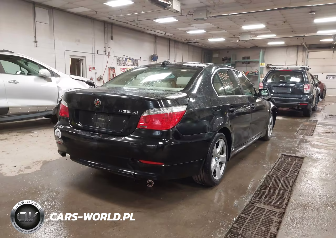 2008 BMW 535Xi VIN:WBANV93518C130749 - 4