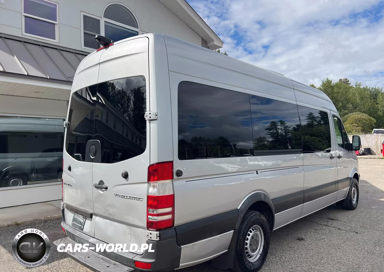 2016 Mercedes-Benz Sprinter 2500 VIN:WDZPE8CD0GP204151 - 4