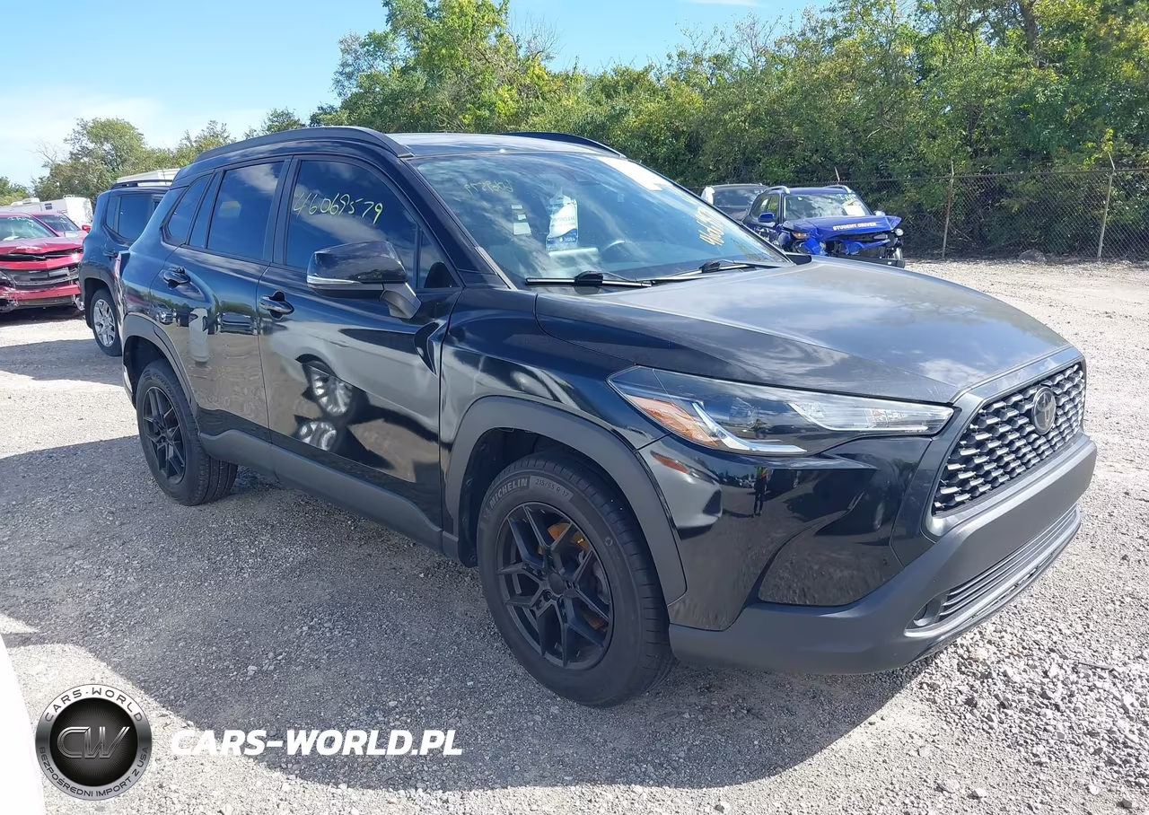 2022 Toyota Corolla Cross Le – zdjęcie 1 z 11