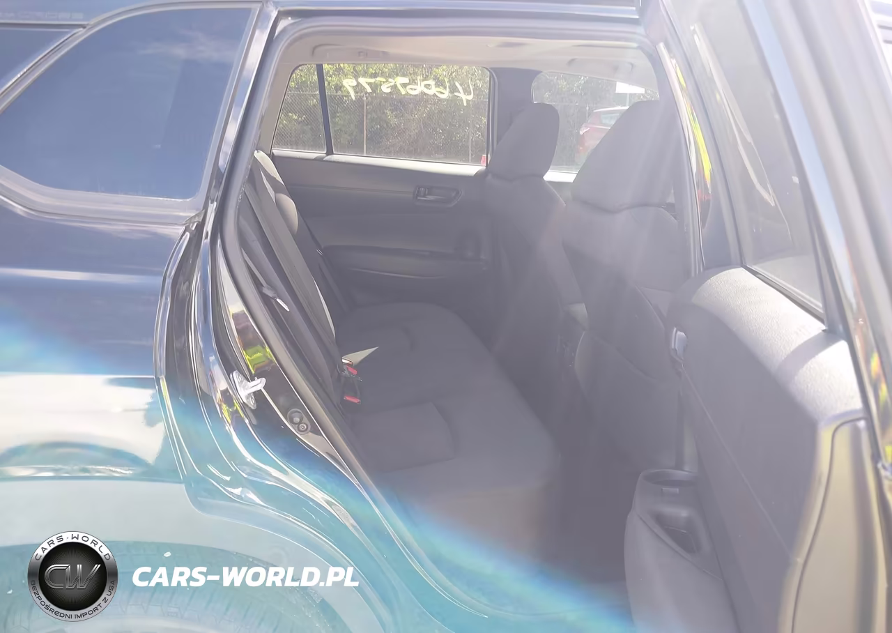 2022 Toyota Corolla Cross Le VIN:7MUBAAAG5NV032492 - 8