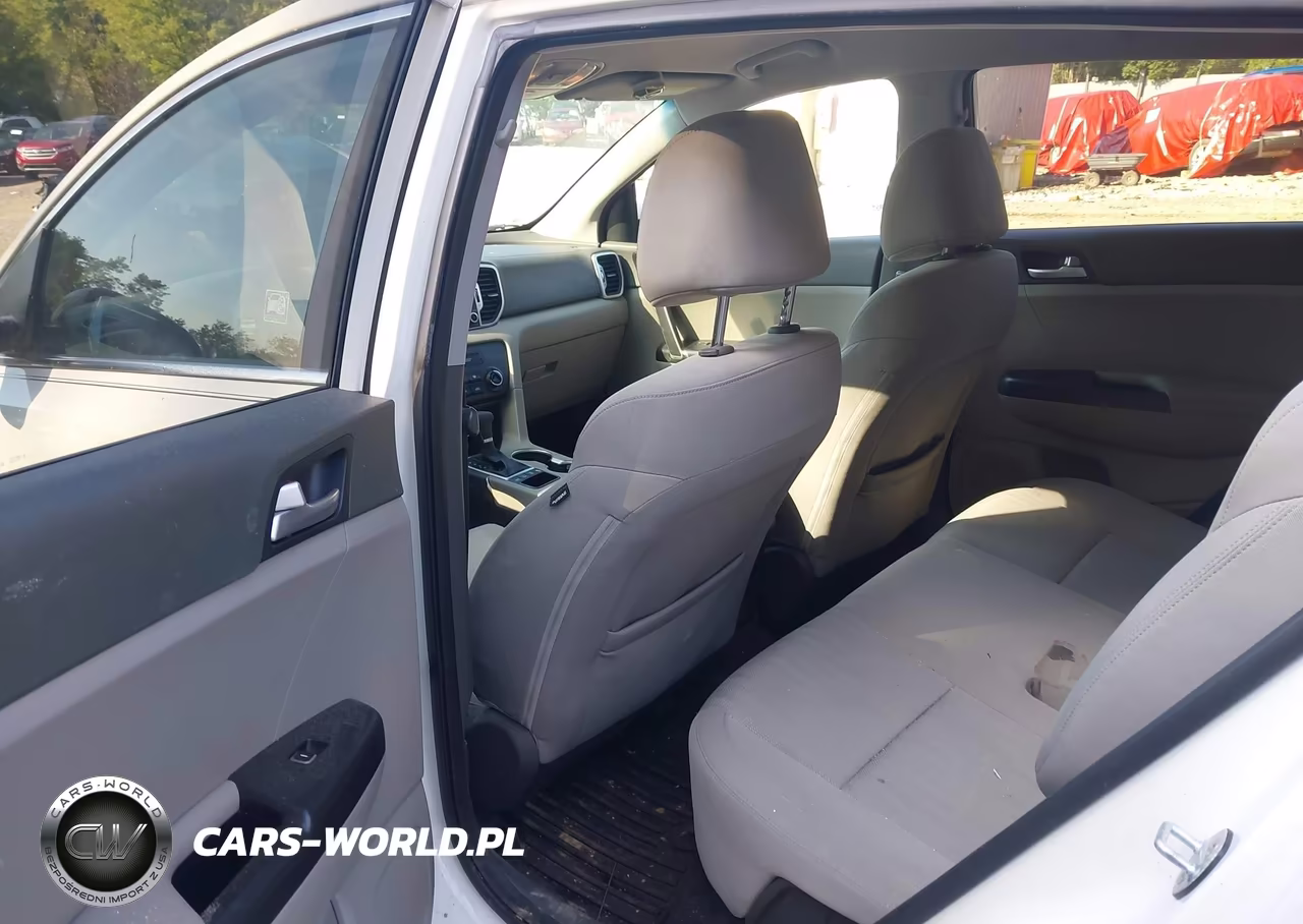2017 Kia Sportage Lx VIN:KNDPMCAC8H7168467 - 8