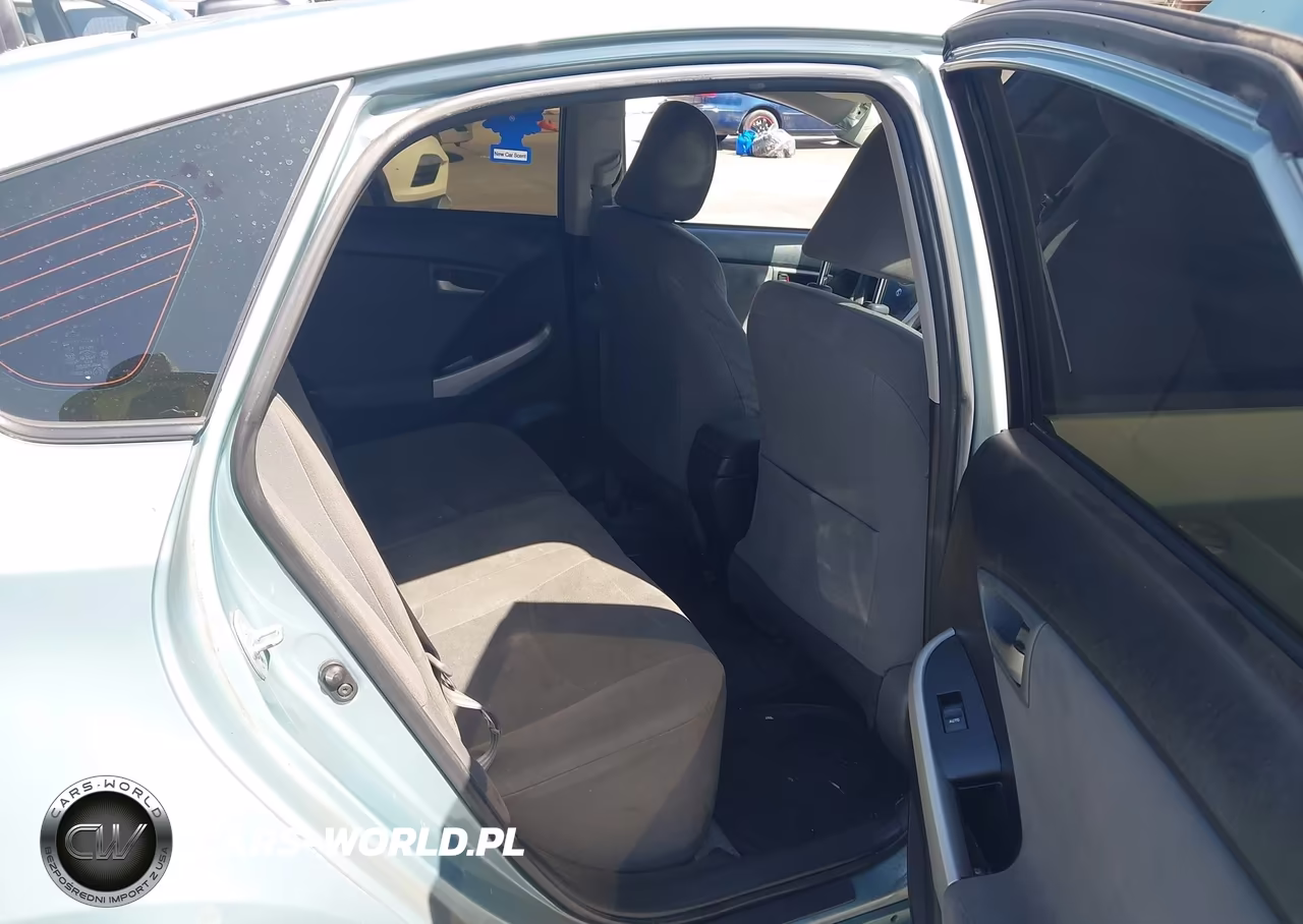 2015 Toyota Prius Three VIN:JTDKN3DU6F1959821 - 8