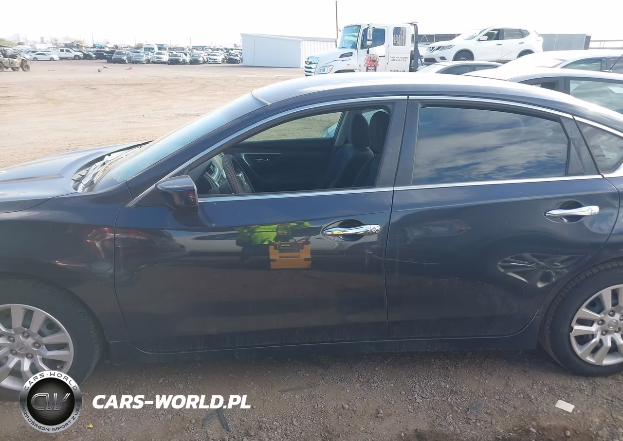 2018 Nissan Altima 2.5 S VIN:1N4AL3AP6JC296009 - 14
