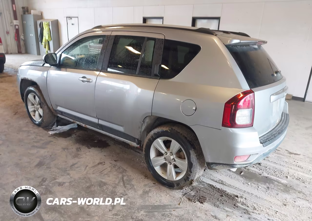 2017 Jeep Compass Latitude 4X4 VIN:1C4NJDEB8HD101411 - 3