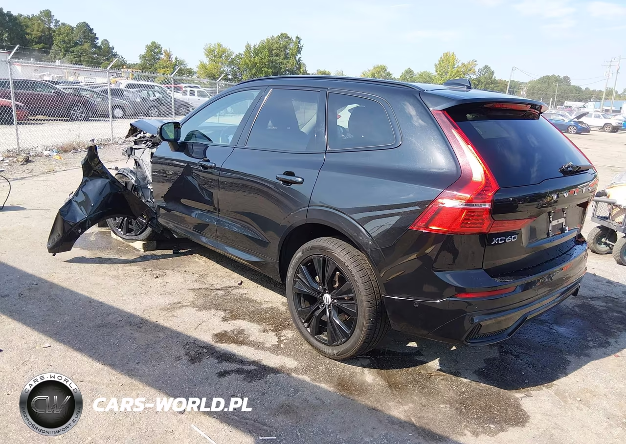 2024 Volvo Xc60 B5 Plus Dark Theme VIN:YV4L12RL5R1777099 - 3