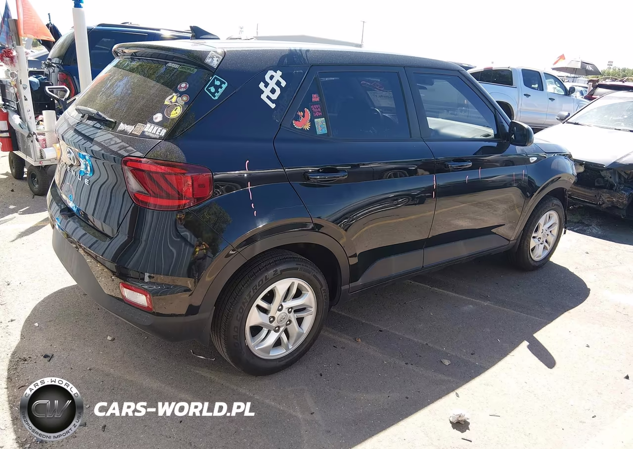 2021 Hyundai Venue Se VIN:KMHRB8A30MU114499 - 4