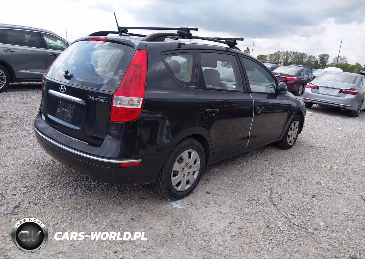 2010 Hyundai Elantra Touring Gls VIN:KMHDC8AE5AU059133 - 4