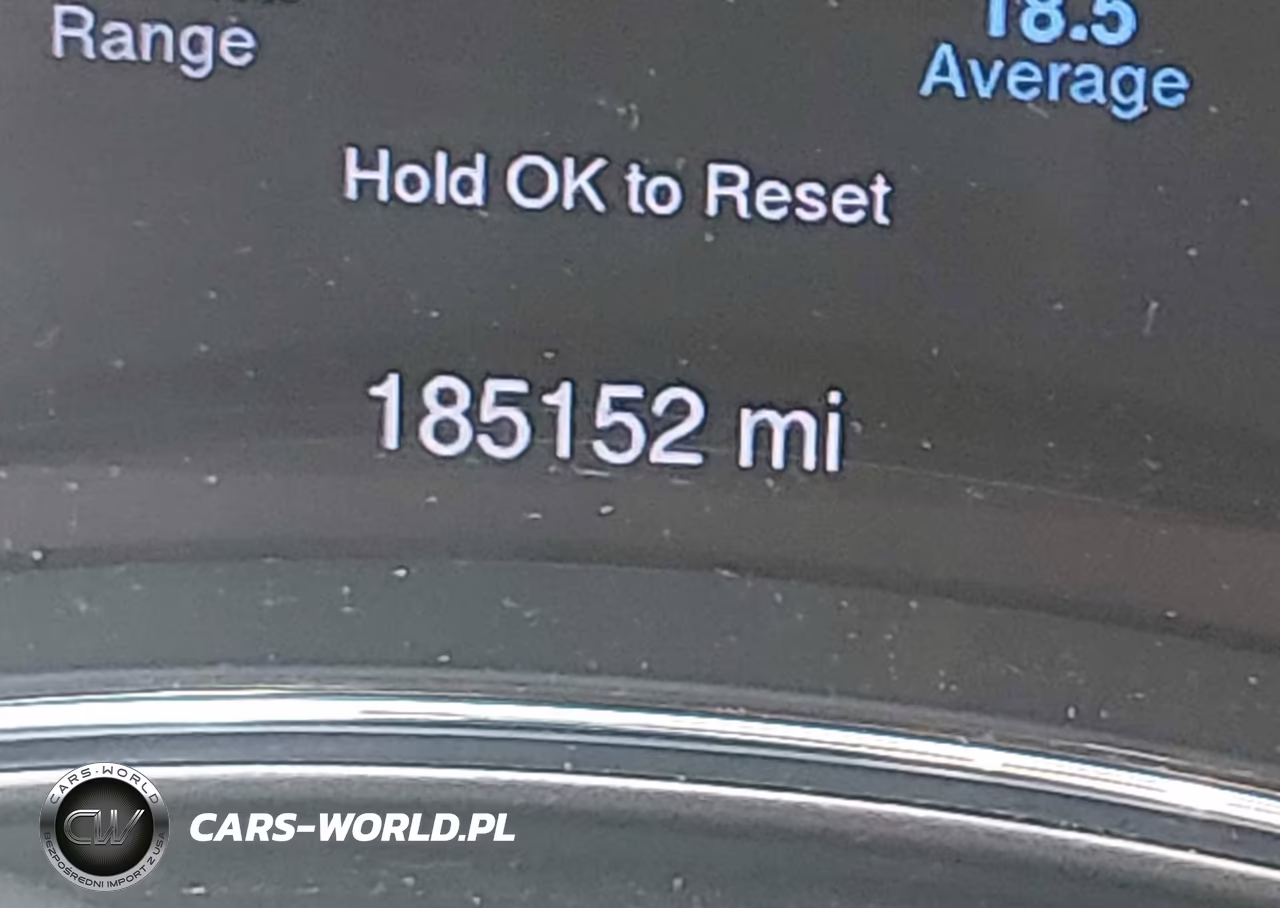 2015 Jeep Grand Cherokee Overland VIN:1C4RJFCG7FC757209 - 15