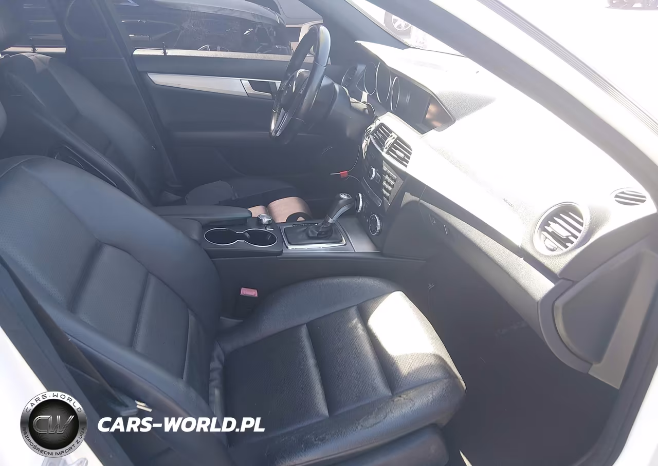 2013 Mercedes-Benz C 250 Sport VIN:WDDGF4HB7DA852264 - 5