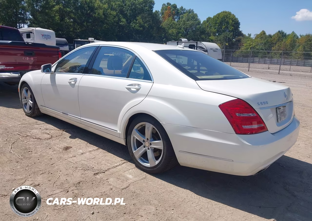 2010 Mercedes-Benz S 550 4Matic VIN:WDDNG8GBXAA357615 - 3