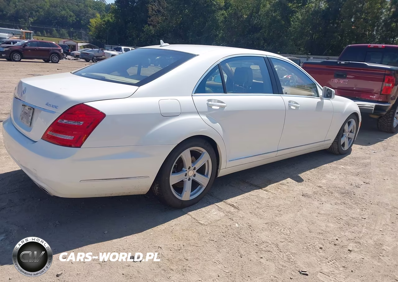 2010 Mercedes-Benz S 550 4Matic VIN:WDDNG8GBXAA357615 - 4