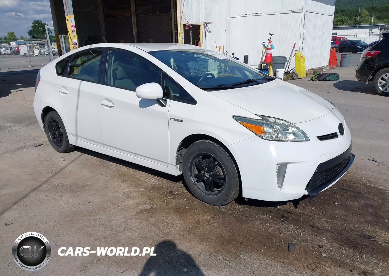 2013 Toyota Prius Two – zdjęcie 1 z 16