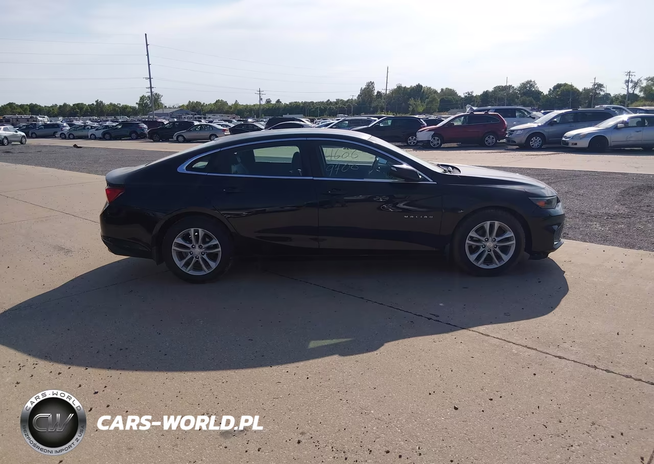 2016 Chevrolet Malibu 1Lt VIN:1G1ZE5ST1GF324183 - 13