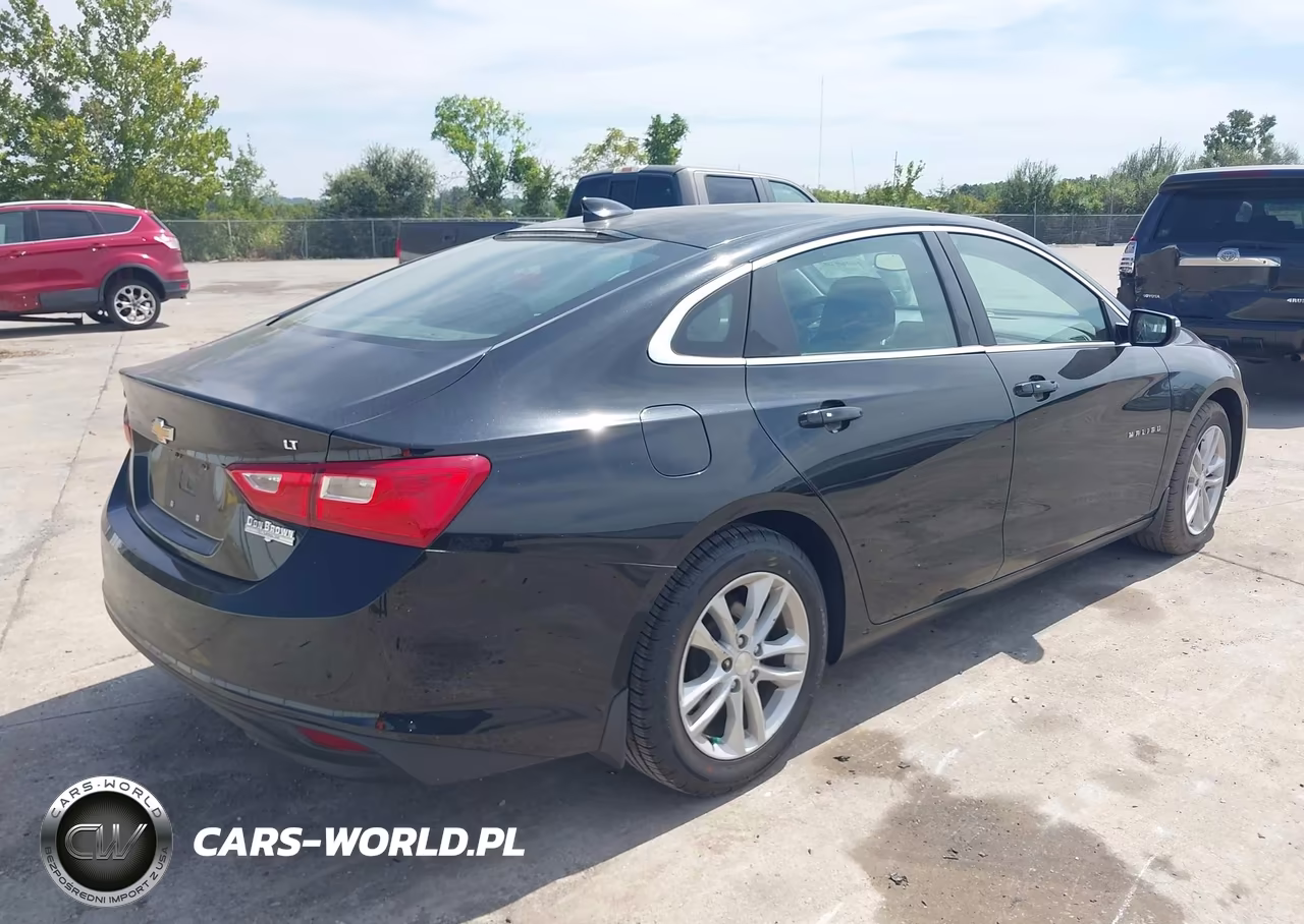 2016 Chevrolet Malibu 1Lt VIN:1G1ZE5ST1GF324183 - 4