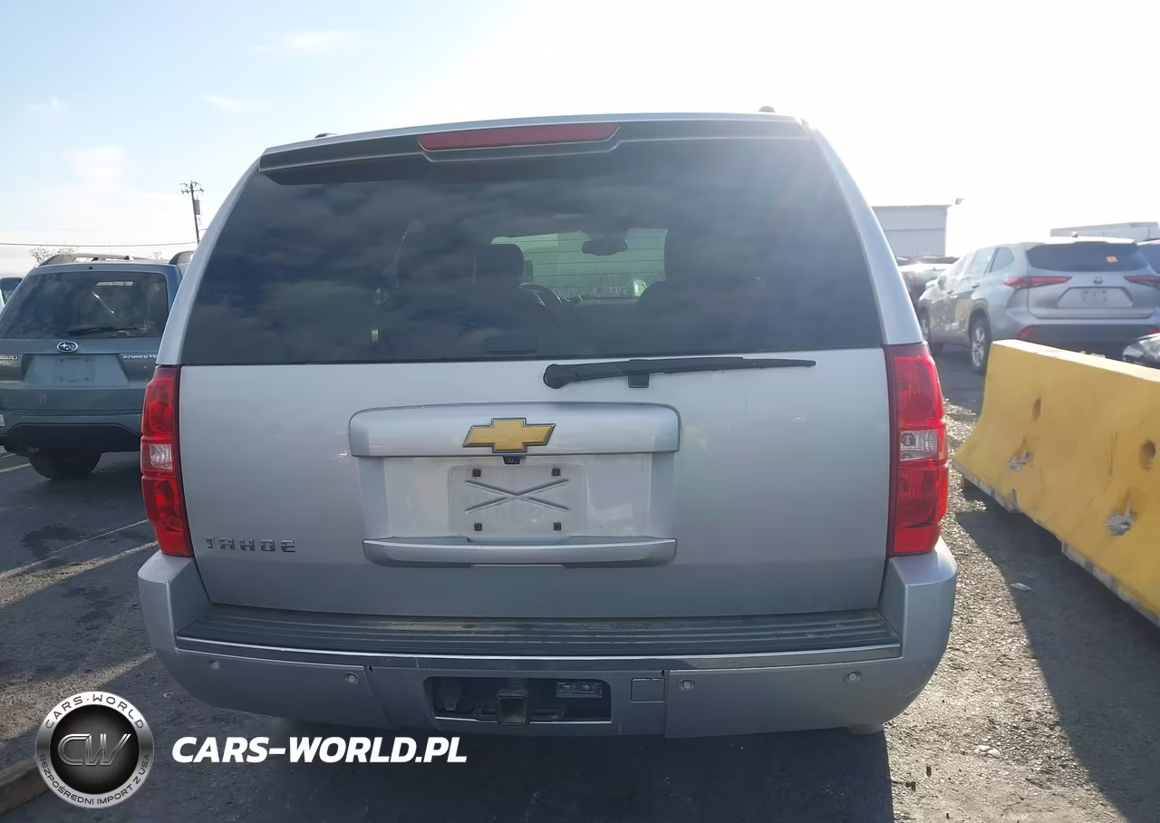 2013 Chevrolet Tahoe Ltz VIN:1GNSKCE07DR331079 - 16