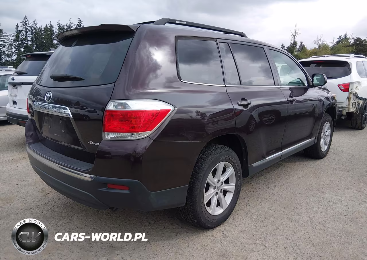 2013 Toyota Highlander Base V6 VIN:5TDBK3EH2DS193001 - 4
