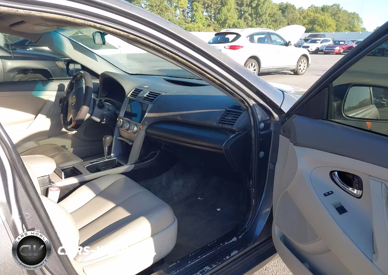 2009 Toyota Camry Le VIN:4T1BE46K19U402105 - 5