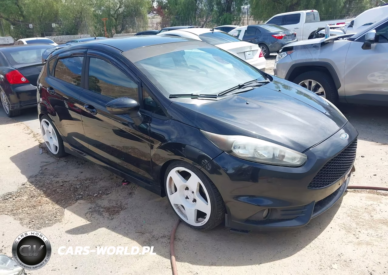 2015 Ford Fiesta St – zdjęcie 1 z 11