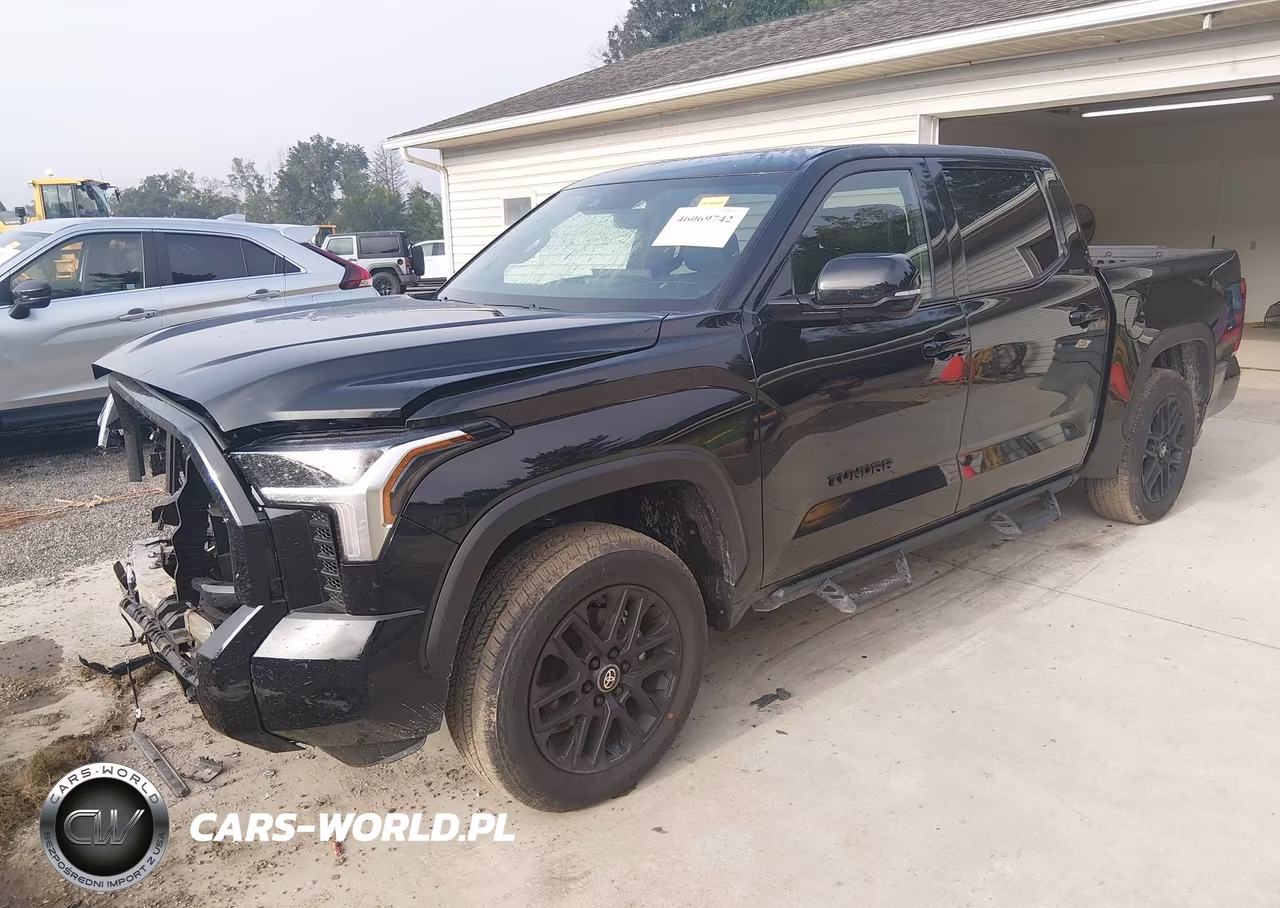 2026 Toyota Tundra Limited Crewmax 5.5' Bed VIN:5TFWA5DBXTX419999 - 2