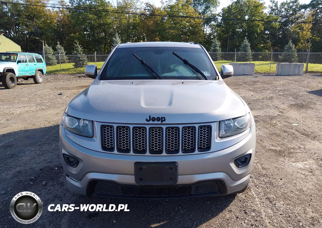 2015 Jeep Grand Cherokee Altitude VIN:1C4RJFAG6FC893382 - 12