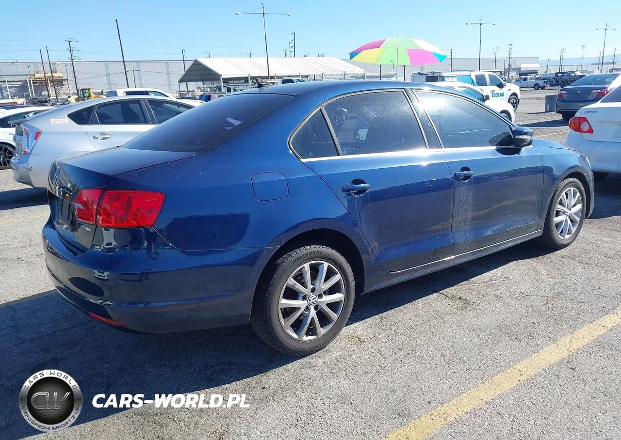2014 Volkswagen Jetta 1.8T Se VIN:3VWD17AJ4EM412275 - 4