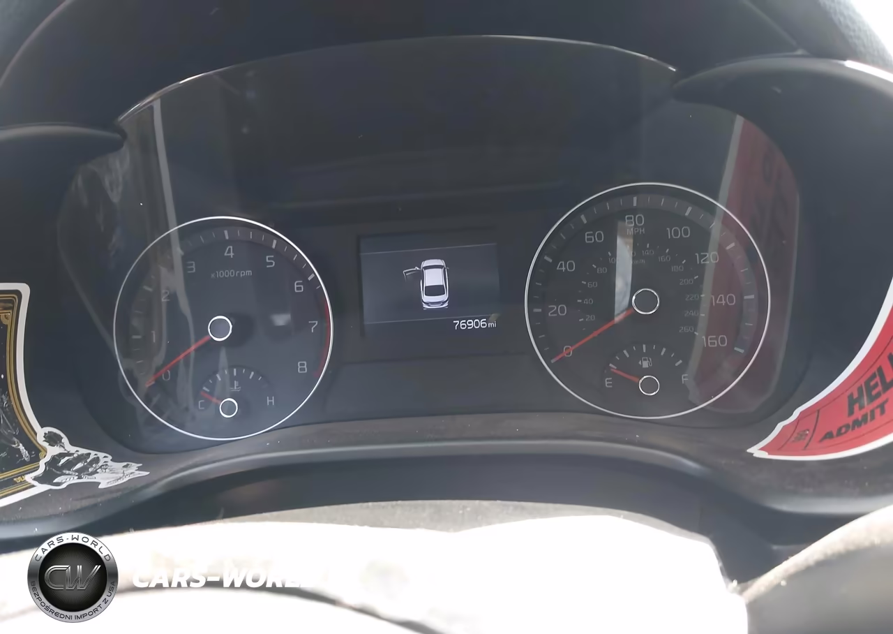 2019 Kia Forte S VIN:3KPF34AD2KE018116 - 7