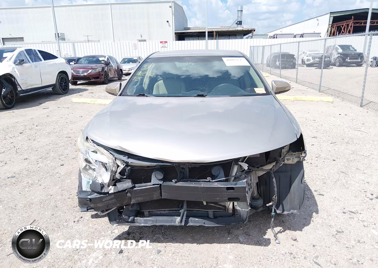 2014 Toyota Camry Le VIN:4T4BF1FK1ER337476 - 13
