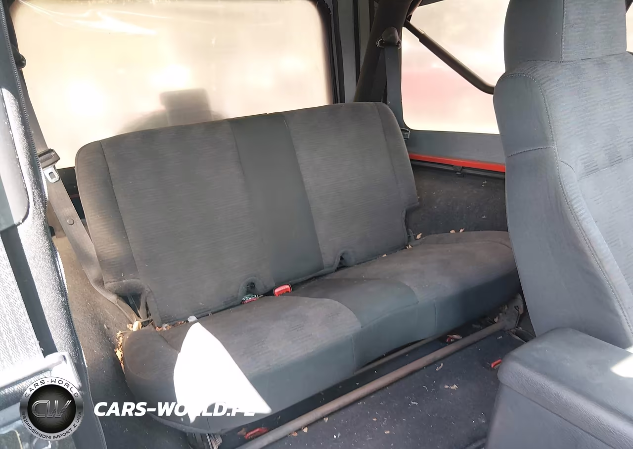 2005 Jeep Wrangler Unlimited VIN:1J4FA44S25P320066 - 8