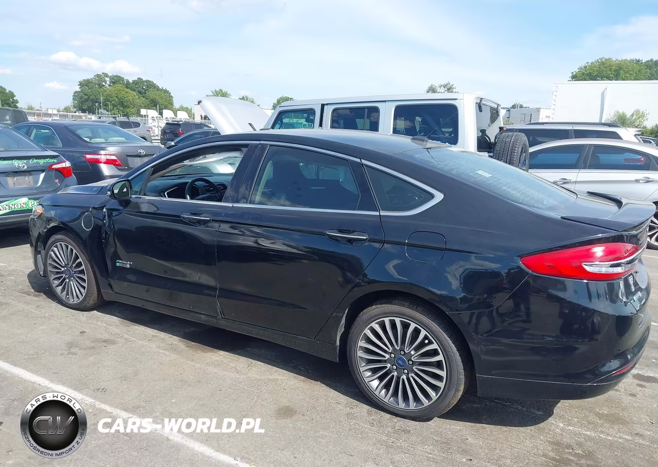 2017 Ford Fusion Energi Titanium VIN:3FA6P0SU5HR273569 - 13