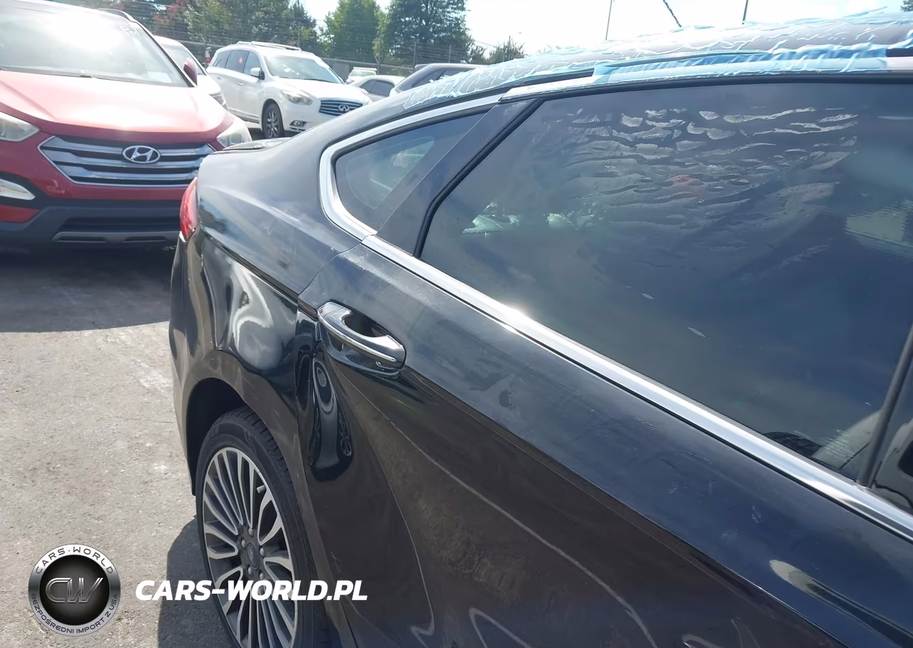 2017 Ford Fusion Energi Titanium VIN:3FA6P0SU5HR273569 - 16