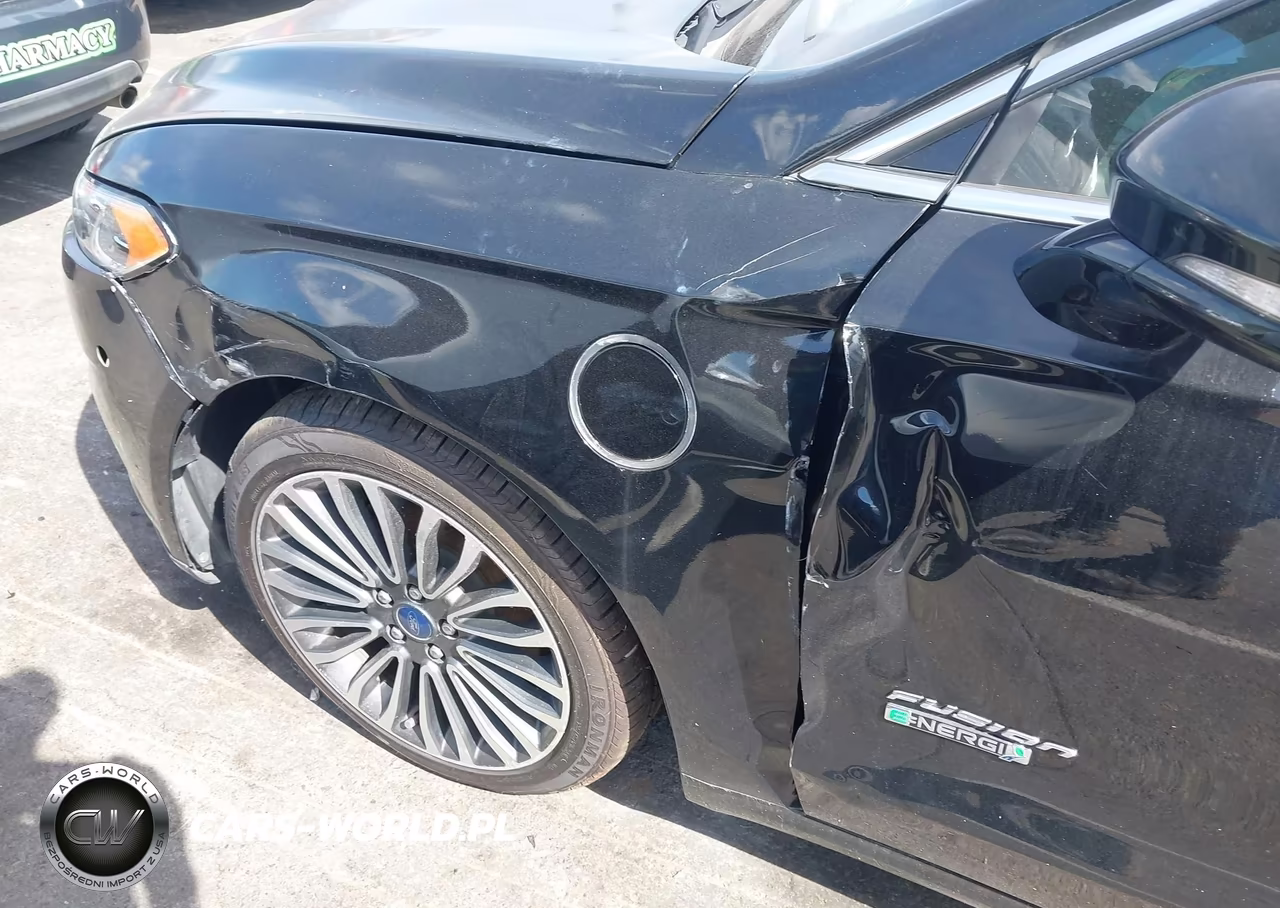 2017 Ford Fusion Energi Titanium VIN:3FA6P0SU5HR273569 - 17