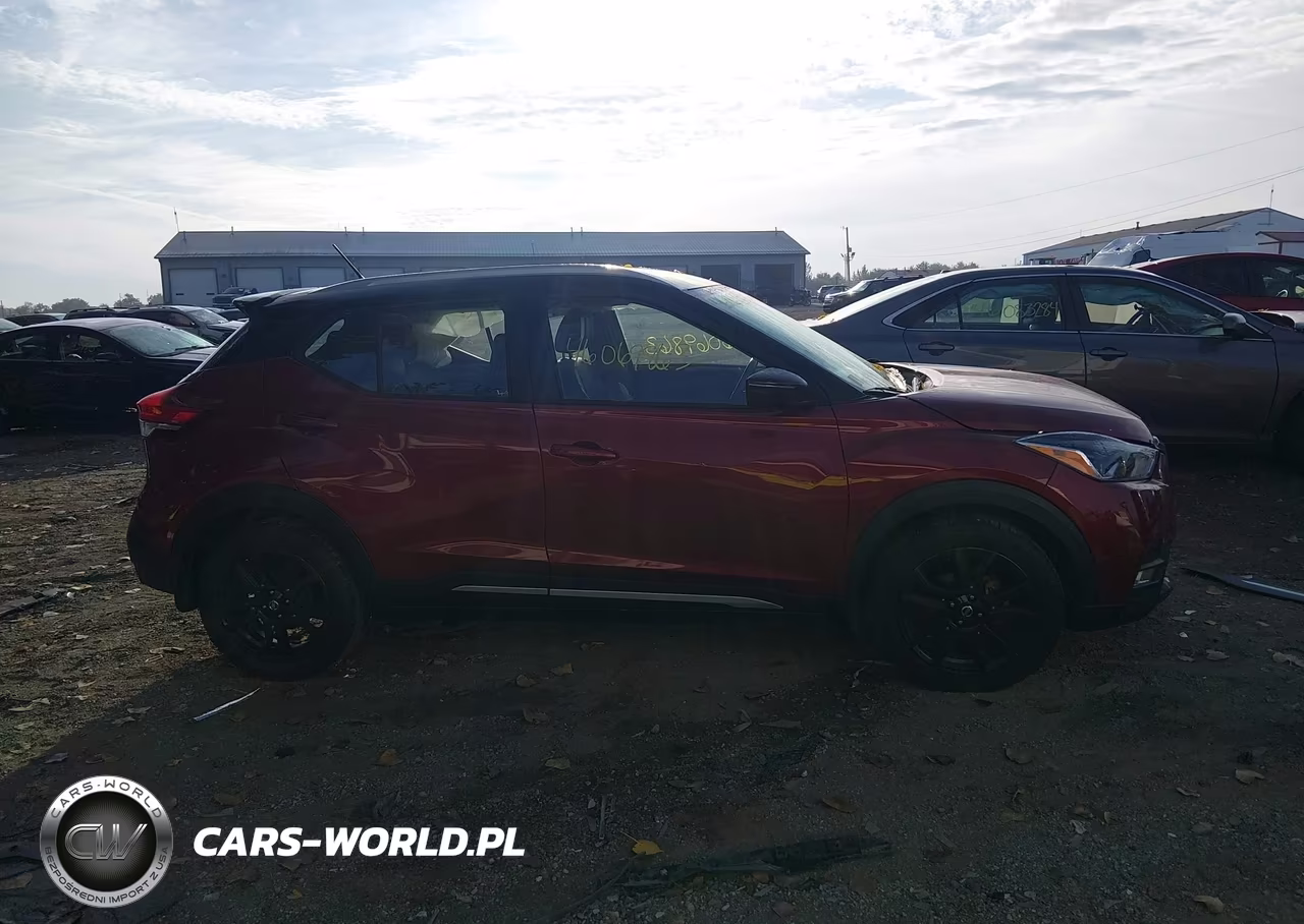 2019 Nissan Kicks Sr VIN:3N1CP5CU7KL480650 - 13