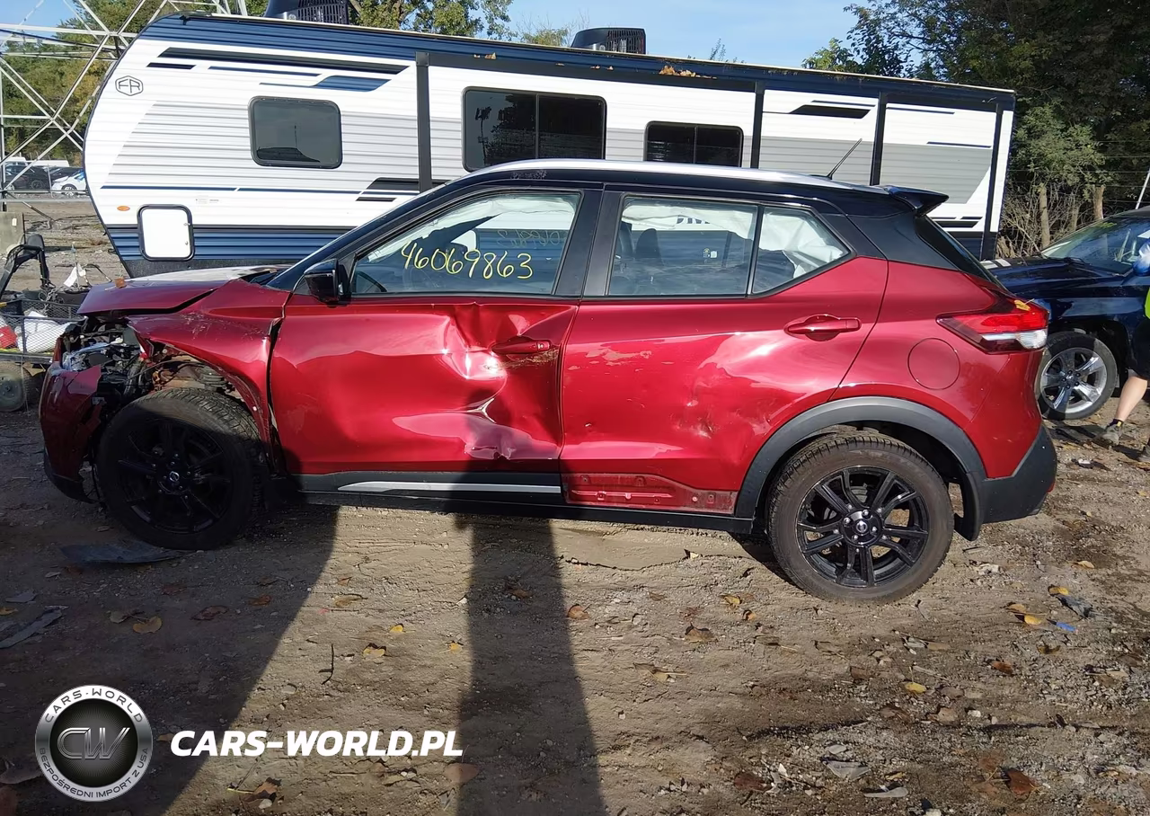 2019 Nissan Kicks Sr VIN:3N1CP5CU7KL480650 - 14