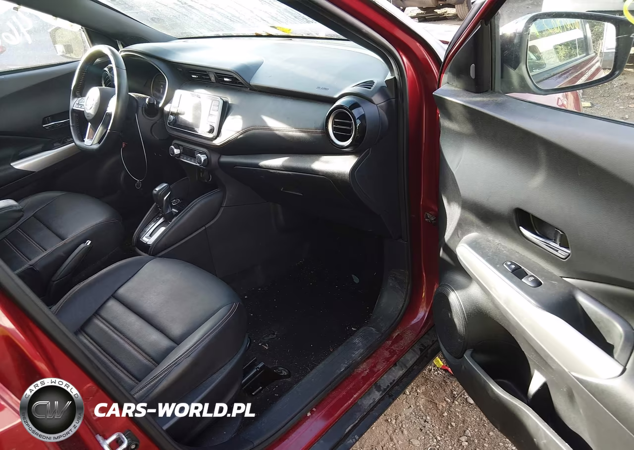 2019 Nissan Kicks Sr VIN:3N1CP5CU7KL480650 - 5