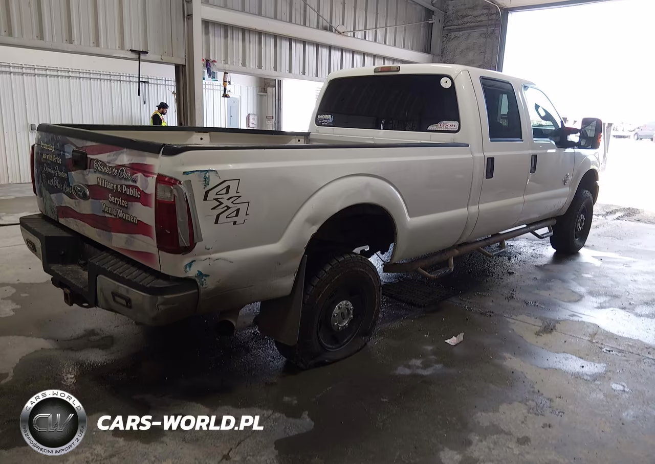 2011 Ford F-350 Xl VIN:1FT8W3BT8BEC81464 - 4
