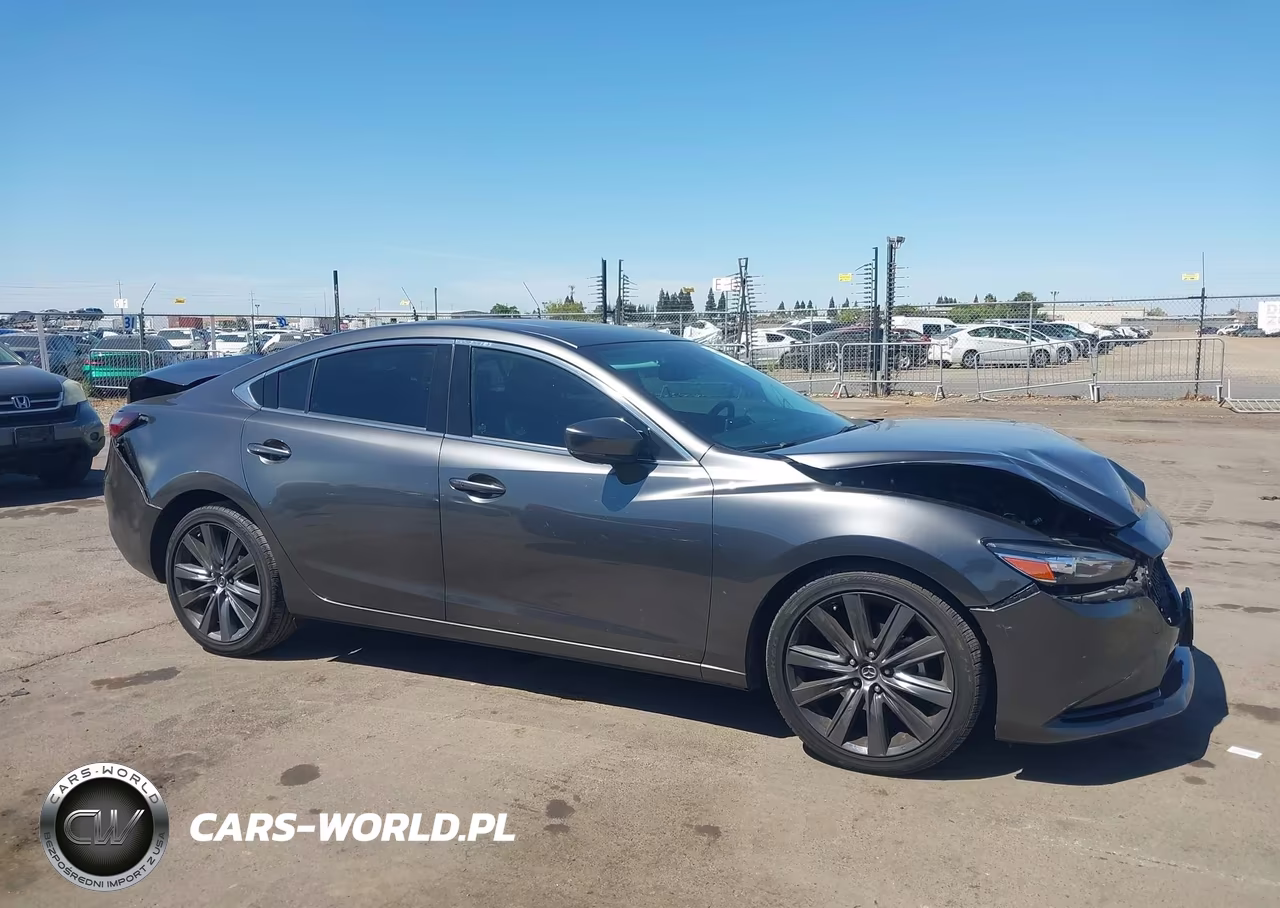 2018 Mazda Mazda6 Grand Touring VIN:JM1GL1TY3J1331812 - 13