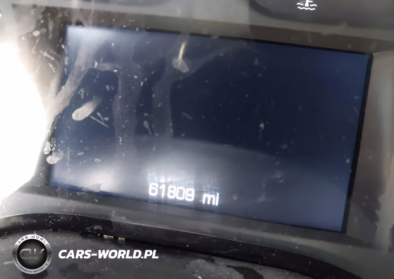 2021 Chevrolet Camaro VIN:1G1FE1R7XM0107542 - 15