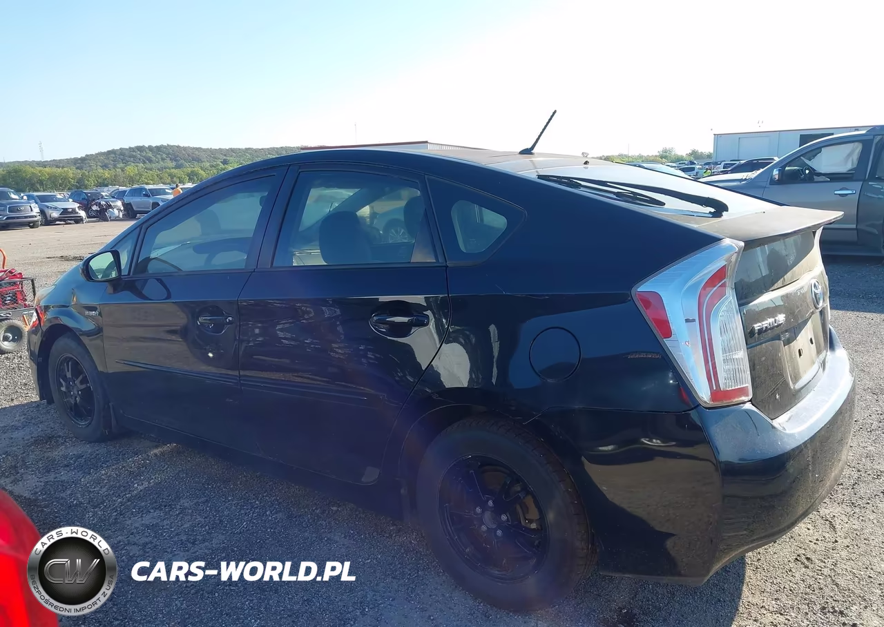 2012 Toyota Prius Two VIN:JTDKN3DU9C5413132 - 14